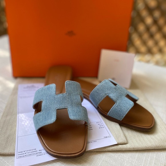 AUTHENTIC ORAN SANDAL BLEU CLAIR SIZE 37 - Picture 1 of 10